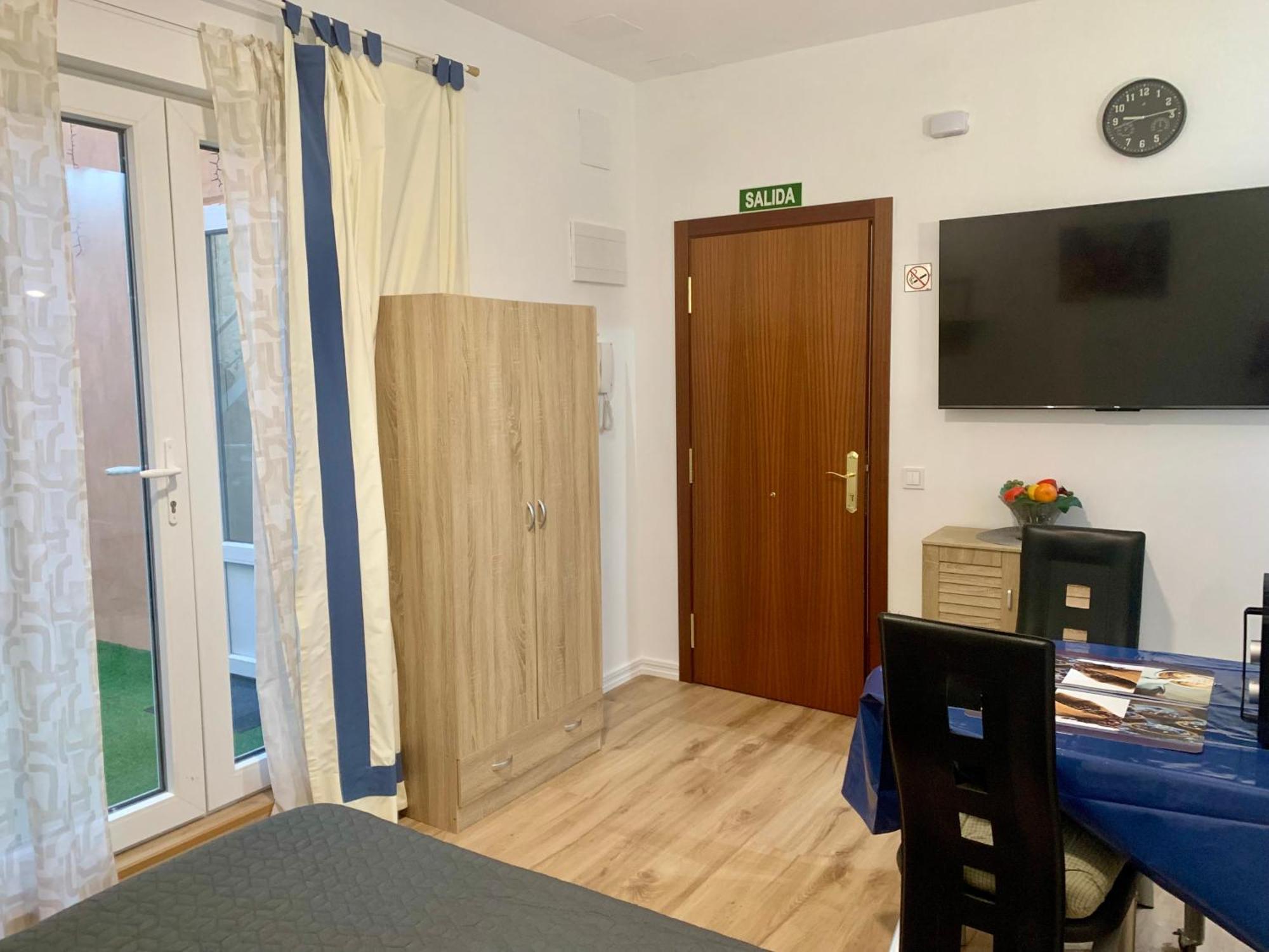 Rumar Apartamento Con Terraza Alicante Eksteriør billede