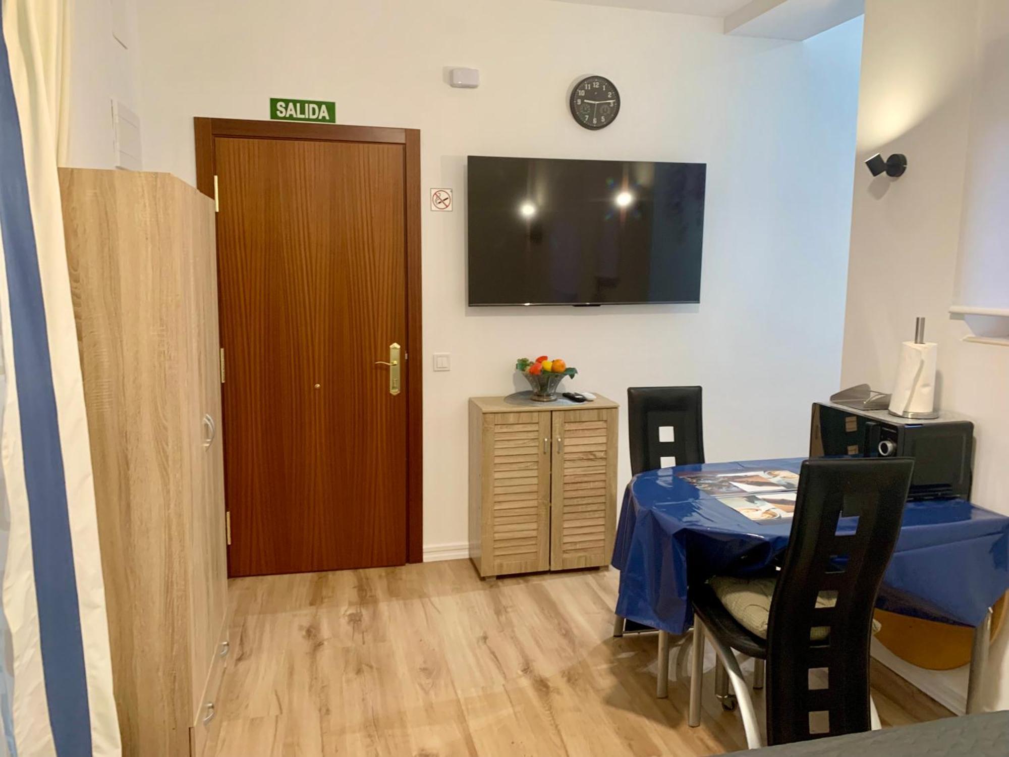 Rumar Apartamento Con Terraza Alicante Eksteriør billede
